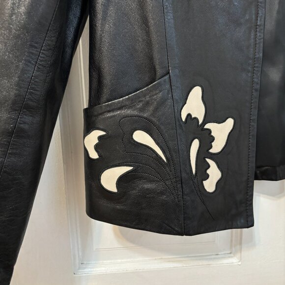 Black Leather Jacket Boxy Collar Zip Up Hibiscus Flowers Cream Cut Out Motif S M - Picture 5 of 9